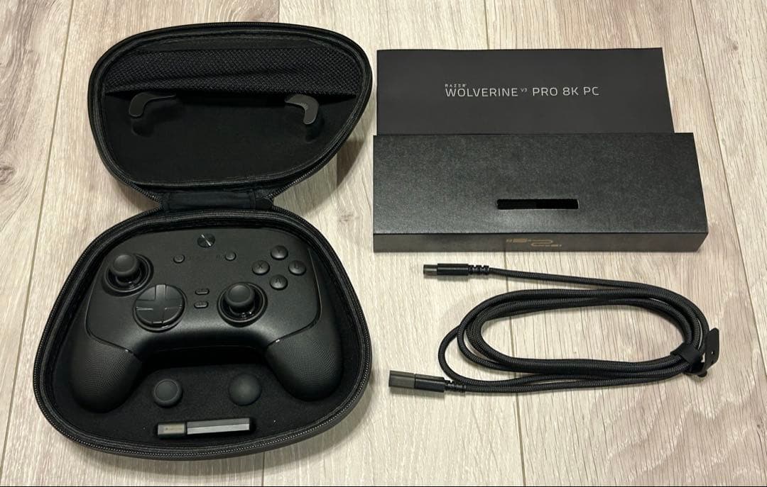 razer wolverine v3 pro 8K pc コントローラー