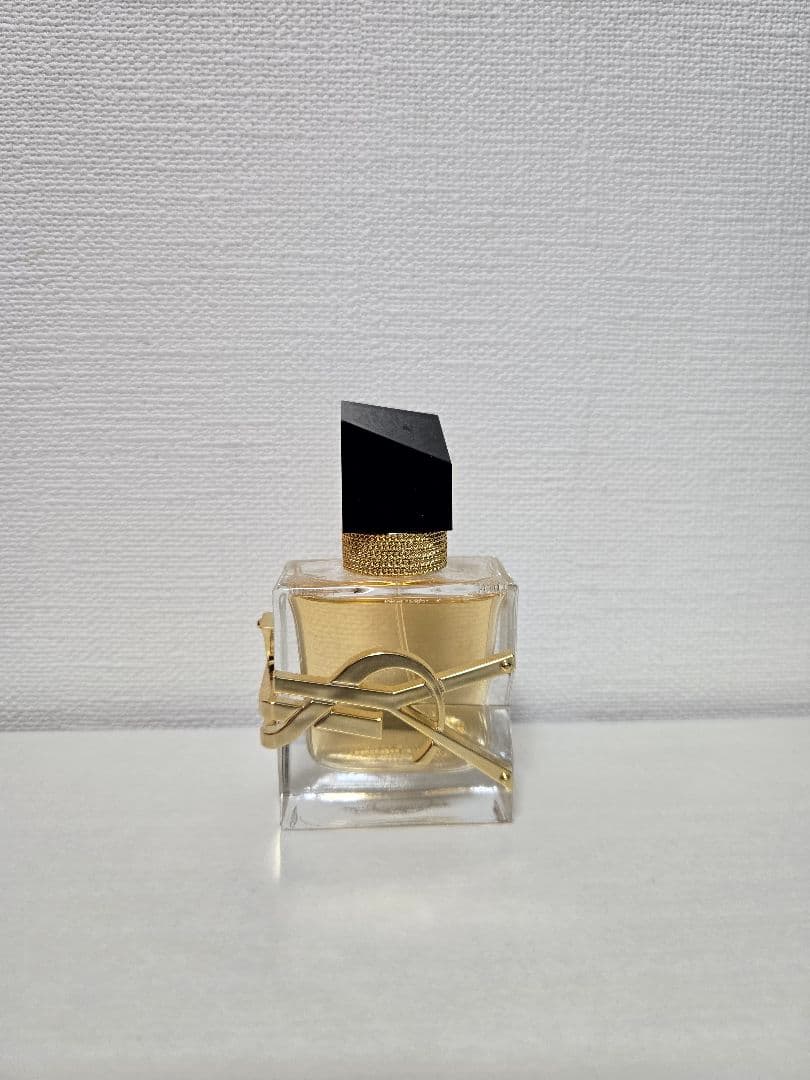 Yves Saint Laurent リブレ オーデパルファム　30ml